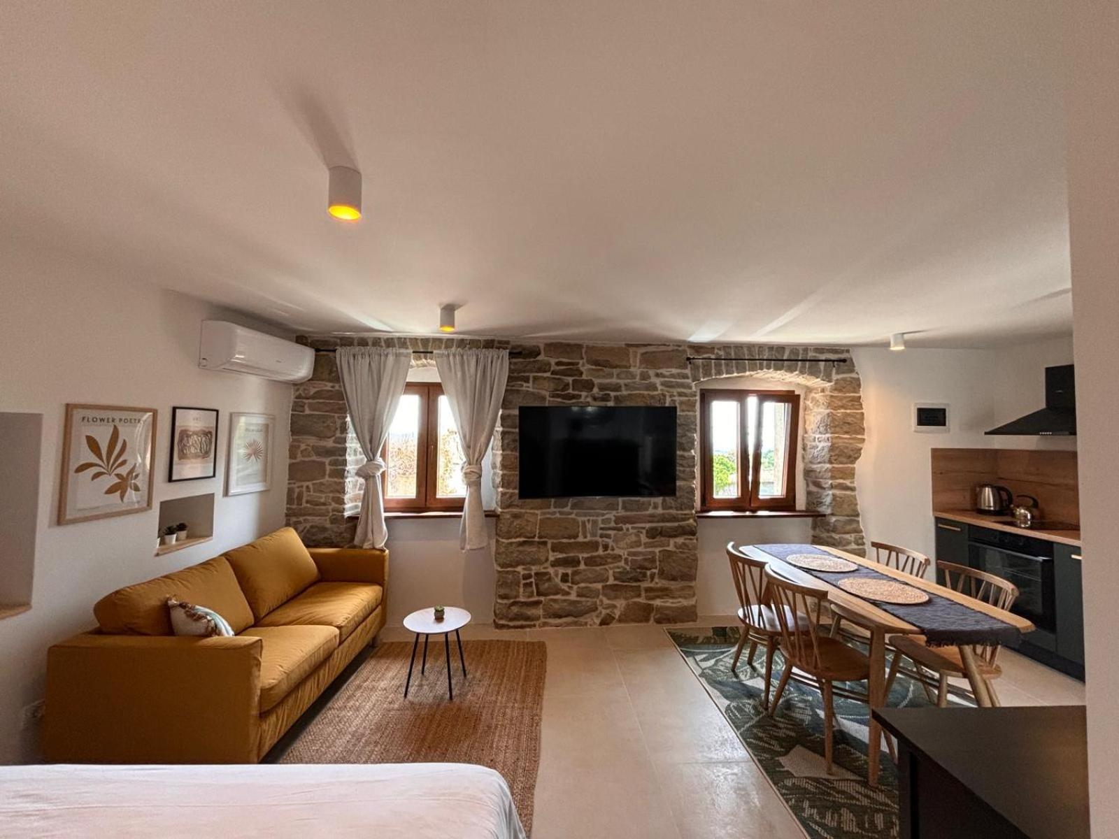 Apartments Grožnjan Extérieur photo